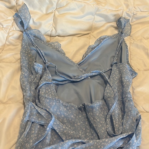 Blue and white flower summer dress - Picture 3 of 3